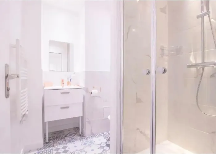 Bel Idealement Situe - Tour Eiffel Apartment Paris